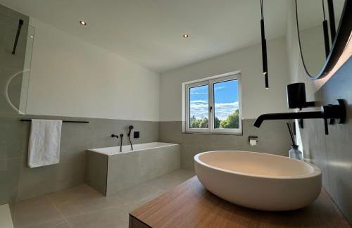 Neues Repräsentatives Designer Loft im Herzen Bayerns - Foto 12