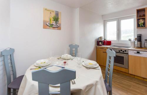 Holiday House Antique - Photo 7