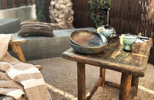 Curated Barrio Stay with Salt-Spun Magic Debut Mid March - Foto 32