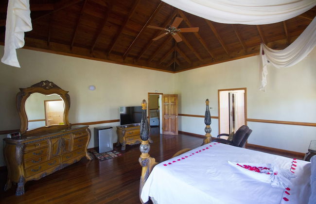 Steel Love Villa - Photo 5