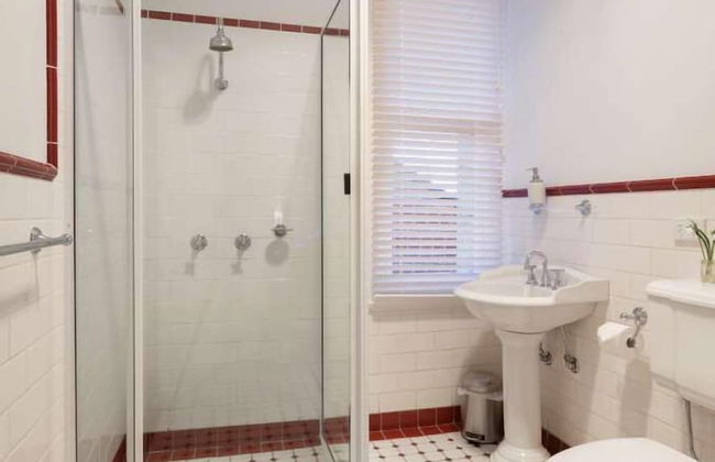 Bathurst Royal Apartments - Photo 10