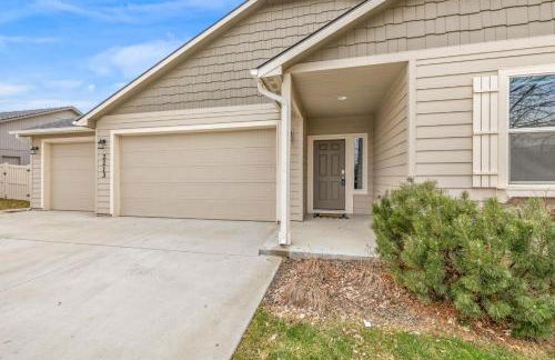 Modern Luxurious 4-bedroom Centrally located home - Foto 26