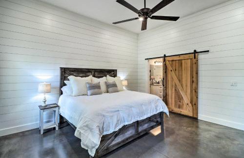 All-Encompassing Lakehouse with Modern Accents! - Foto 17