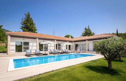 Villa Stella - heated pool, jacuzzi & sauna - Foto 54