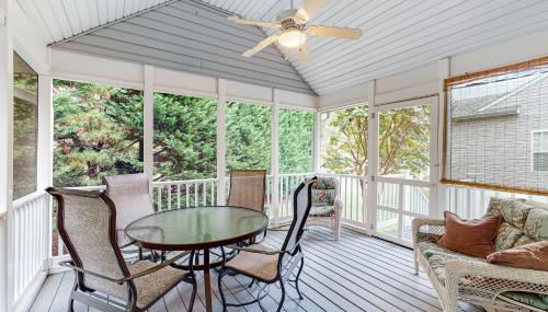 South Hampton --- 37923 Greenwich Ln - Photo 2