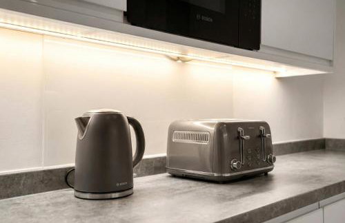 Spacious 2-Bedroom Apartment near Canary Wharf - London Ideal for Business, Leisure & Long Stays - Foto 9