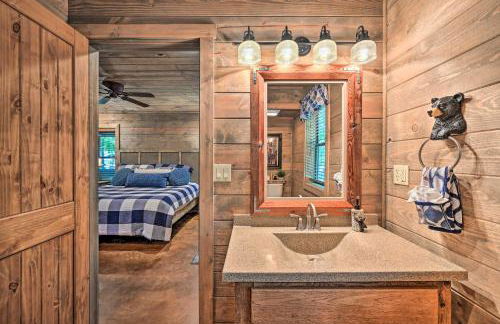 Luxe Broken Bow Cabin with Tesla Charging Station - Photo 28