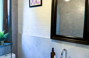 Unique Studio Apartment with Private Garden - Foto 20