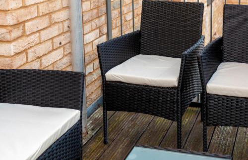 54 Woodpecker Way · Modern apartment near Addenbrookes Free parking Pass the Keys - Foto 42