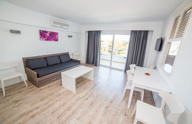 Pierre & Vacances Mallorca Portofino - Photo 18