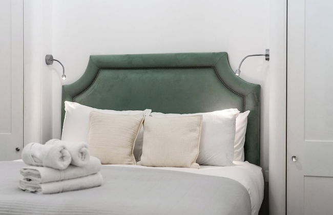 The Knightsbridge Residences - Photo 27