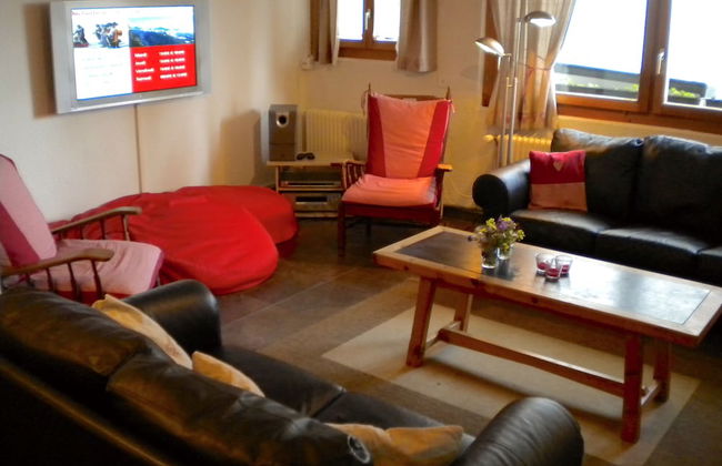 Outstanding Chalet for Groups South Facing Breathtaking Views all Year Round - Photo 26