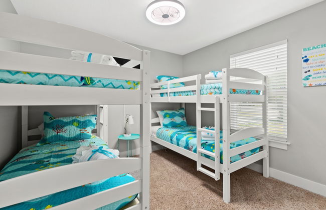 3bd, 2BA Home! Family Friendly! Close to Beach! HOT Tub! - Foto 6