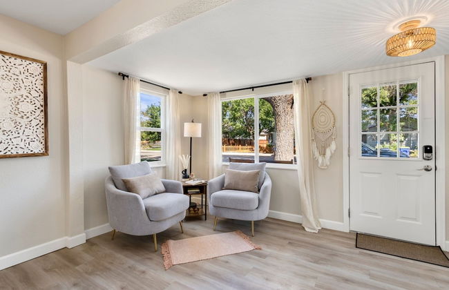 Downtown Windsor Home With Hot Tub & Pool Table - Foto 38