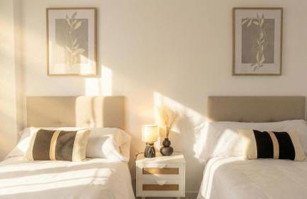 NEW! Luxury 3BR apartment with POOL & FREE parking - Foto 8