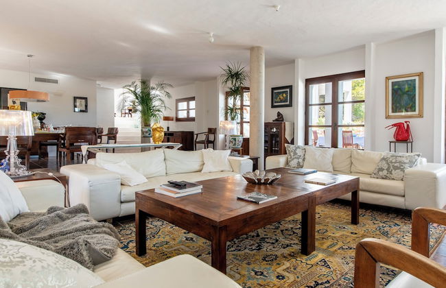 San Josep 6-bed Villa, Sleeps 14, Pool & Sea View - Photo 13