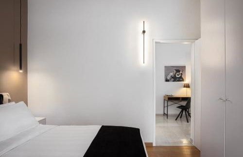 Vouliagmeni Stylish Apartment - Photo 40