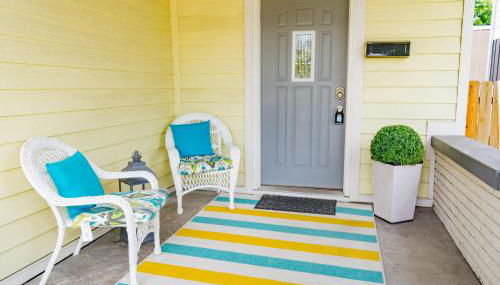 New 4 Bedroom House for Downtown Travelers - Foto 3