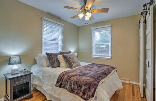 Walk to Dtwn Littleton Updated Pet-Friendly Home - Foto 14