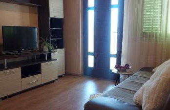 Stone & Sun Retreat with Private Pool - Foto 8