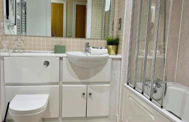 Liverpool City Centre - Free Parking - Sleeps 6! - Photo 8