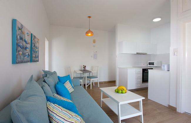 White Arches Sea View Apartment - Foto 1