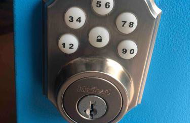 Remodeled spacious 2Bdr2Bath King beds backyard - Foto 15