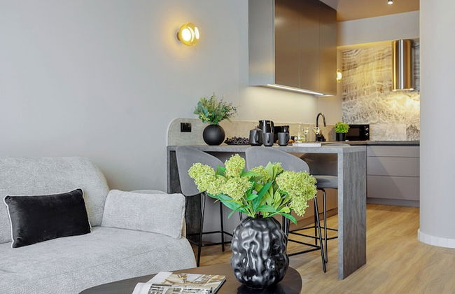 Emihouse Riverside Apartments - Photo 57