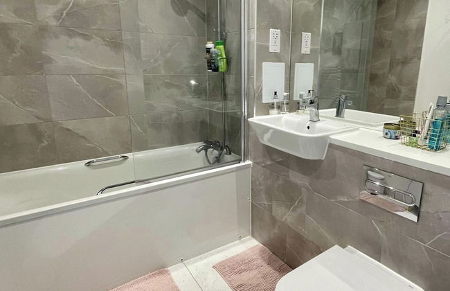 Modern Apartment All Amenities Greater London - Foto 12