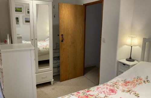 Carr’s cottage Eyam Peak District, - Photo 26