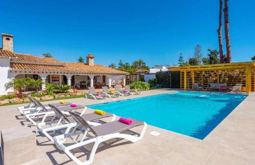 Villa Ramos by Villa Plus - Photo 1