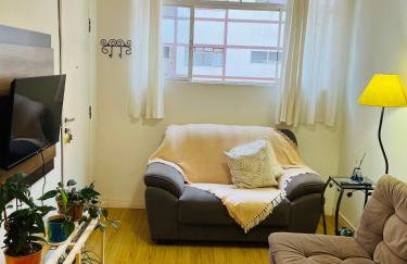 Apartamento ideal para casal acomoda ate 5 pessoas - Centro com Wifi - Foto 1
