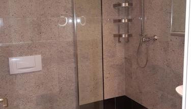 Wohnen im Souterrain einer Villa - Foto 3