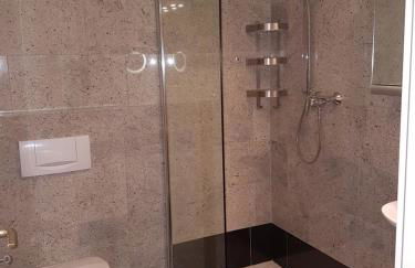 Wohnen im Souterrain einer Villa - Foto 3