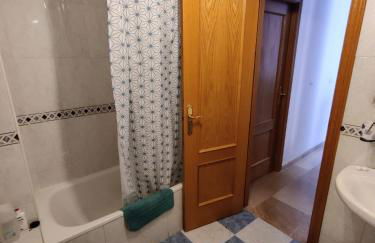 Apartamento, piscina y parking Granada Tico Medina - Foto 15