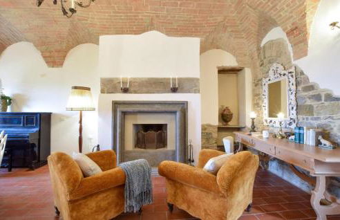 Lovely Apartment In Civitella Benazzone - Foto 19