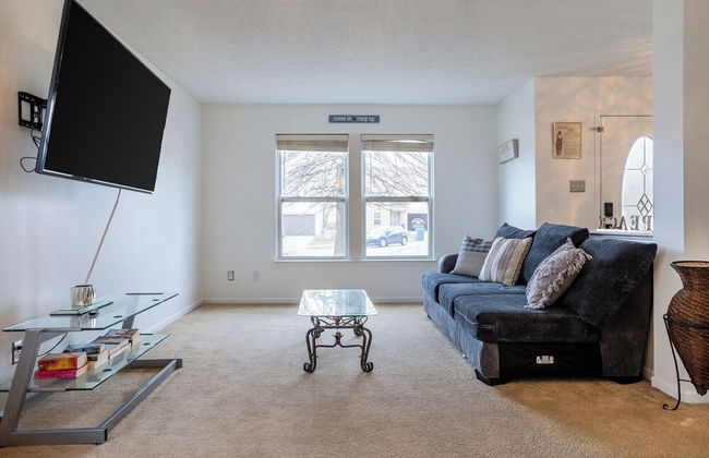 Spacious 4BR Home With Pool in Indianapolis - Foto 51