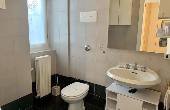 Mamma Ciccia Holiday Home - Front Lake Apartment, beach and swimming pool - Foto 16