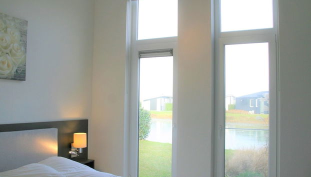 Chalet in Zeeland by the Lake - Foto 3, Habitación