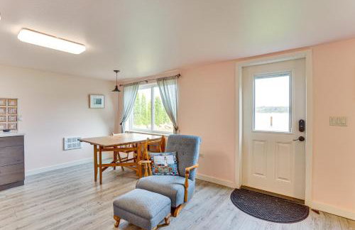 Lake Whatcom House with Private Hot Tub and Dock - Foto 13