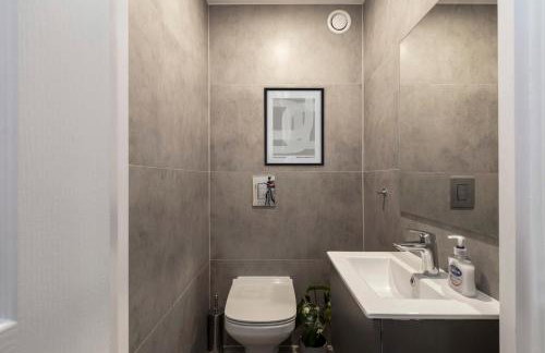 Beautiful 3-Bedroom House on the Edge of Hyde Park - Foto 44