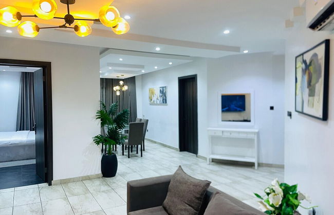 The Azaria Hotel & Apartment - Photo 42