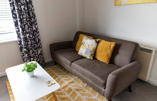 1 Chatsworth Riverscape Apartments - Riverview apartment in great location with free parking overlooking the Gannel just a short walk from Newquays incredible beaches and local amenities - Foto 9