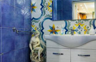 Giallo Napoletano Home - Photo 41