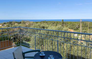 Regina Villa - Photo 36