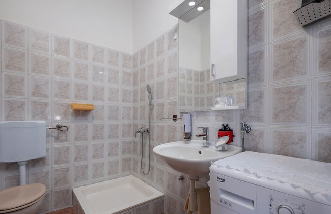 Pool Apartment Yellow Sun Omiš - Photo 6