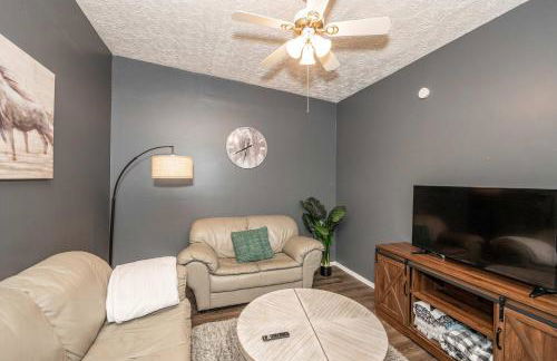 Monmouth Loft 4 - Walk to Shops - Photo 30