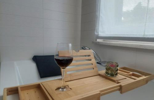 Casa Evelina con Parcheggio esterno e Garage gratis, appartamento con idromassaggio per due - Photo 37