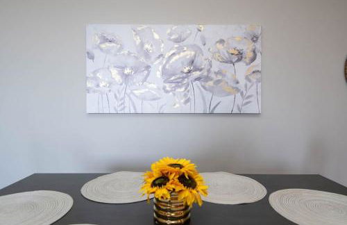 Chic Hollywood Retreat 2Bed Rooftop Pool with Iconic Views - Foto 27