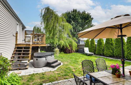 Beautiful Portsmouth Cottage By the Sea with Jacuzzi - Foto 28